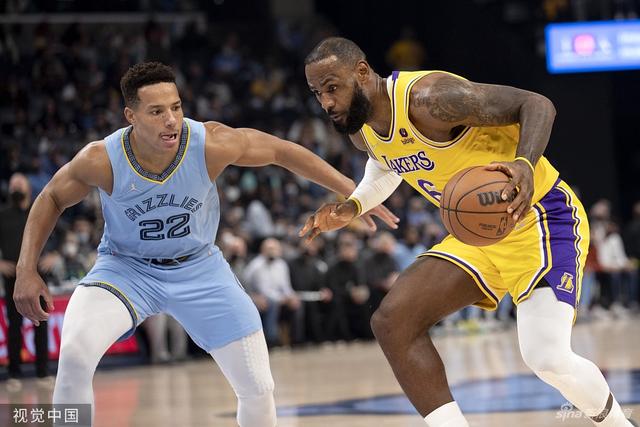 张帆10记三分创个人新高 闵鹿蕾：大家不敢赢